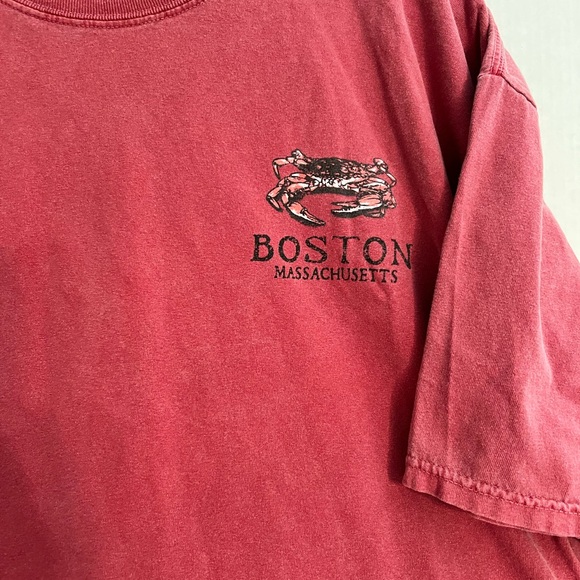 Comfort Colors Boston MA Crab Graphic T-Shirt - Picture 2 of 5